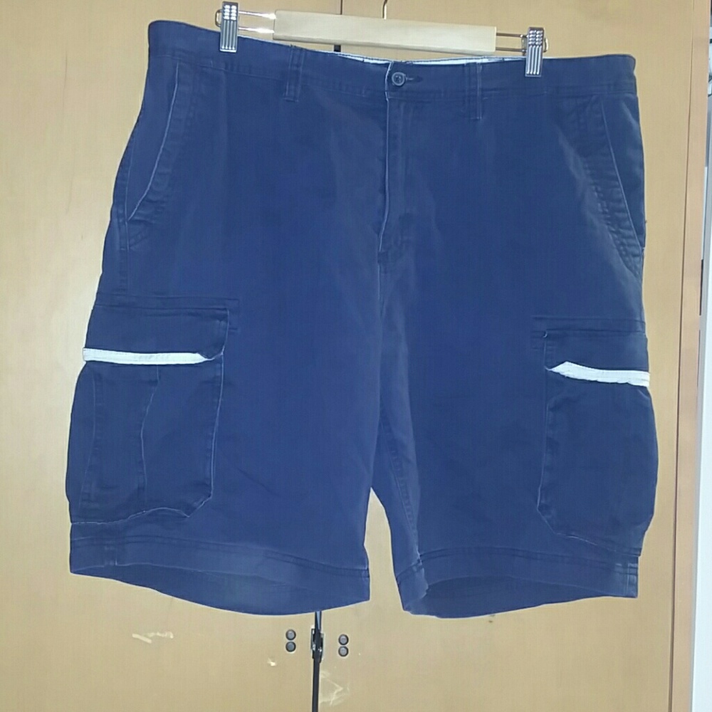 St. John's Bay Cargo Shorts Blue. Size 40.